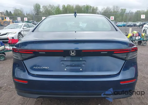 2024 Honda Accord Ex z USA, uszkodzony, nr VIN 1HGCY1F36RA001174